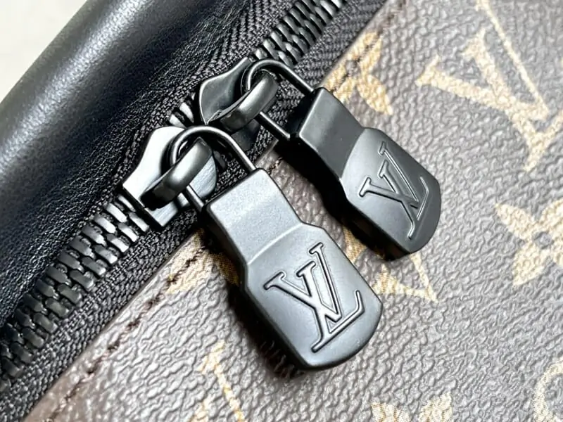 louis vuitton lv aaa qualite sacs ceinture s_117a3364